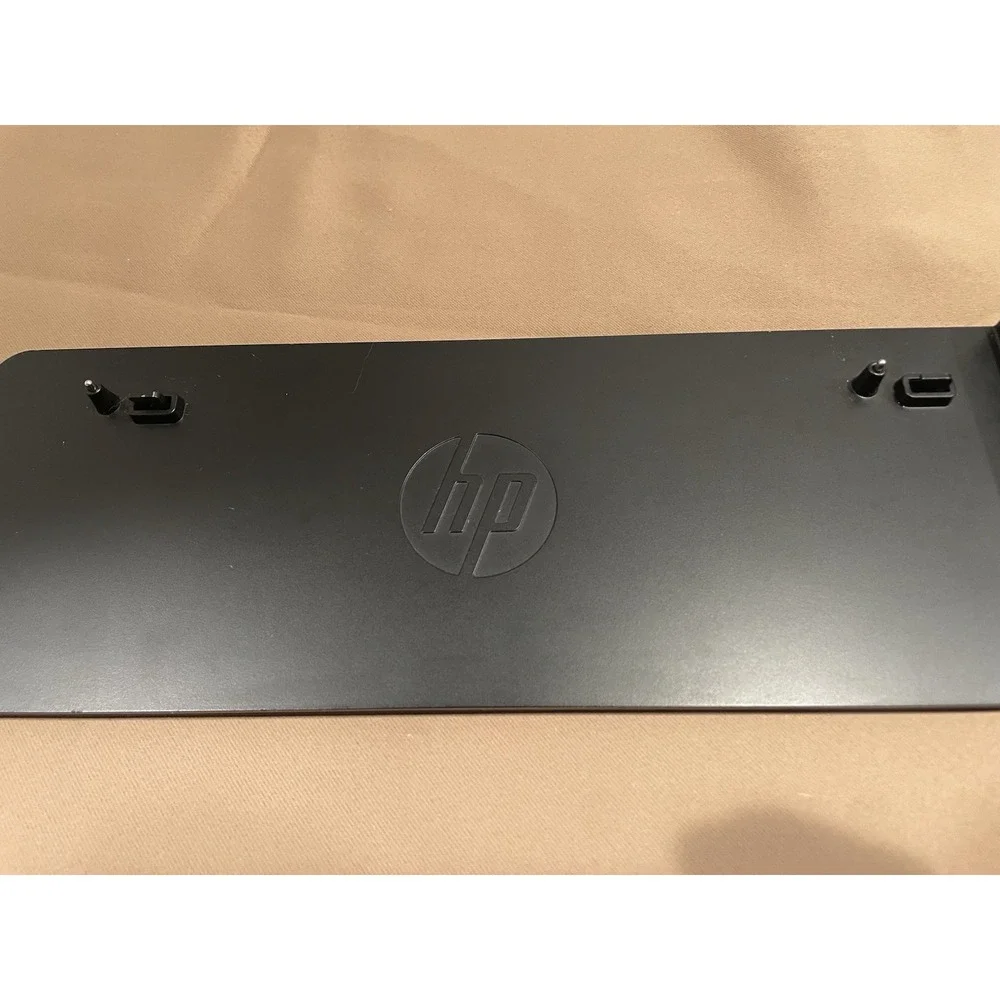 HP UltraSlim Docking Station HSTNN-IX10 D9Y32AA#ABA 727347-001 w/ 65W AC Adapter